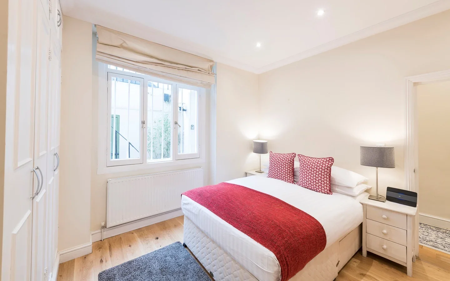 Flat Gloucester Street in City of Westminster