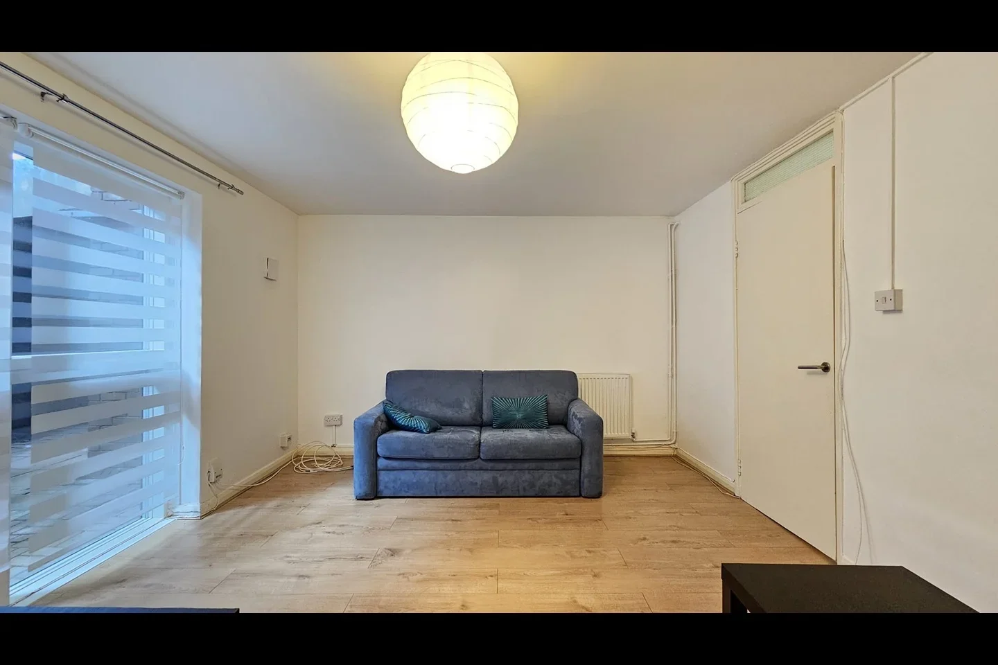 Flat Brooke's Court in Greater London