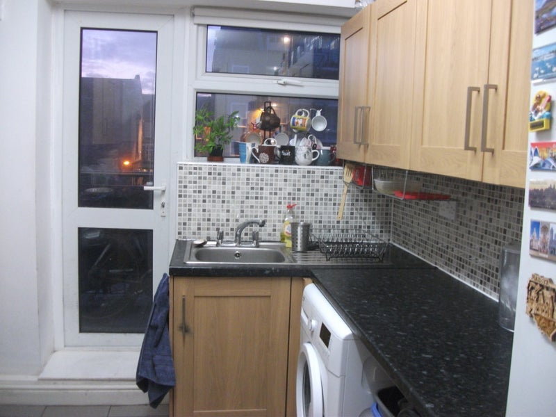 Room Griffiths Street in Liverpool