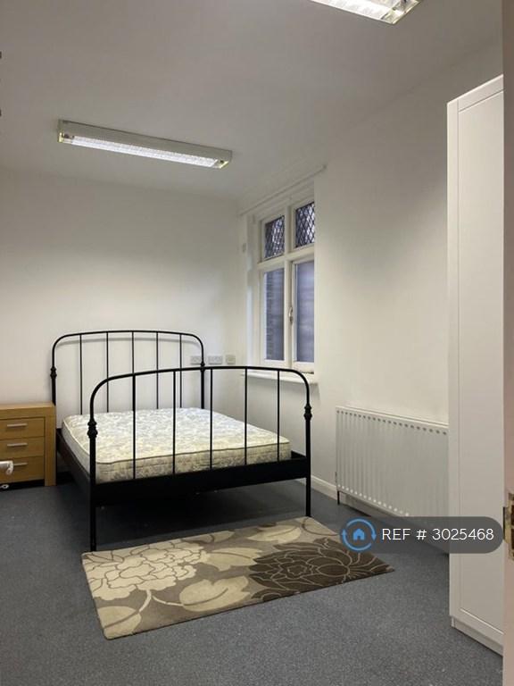 Flat Westmoreland Road in Greater London