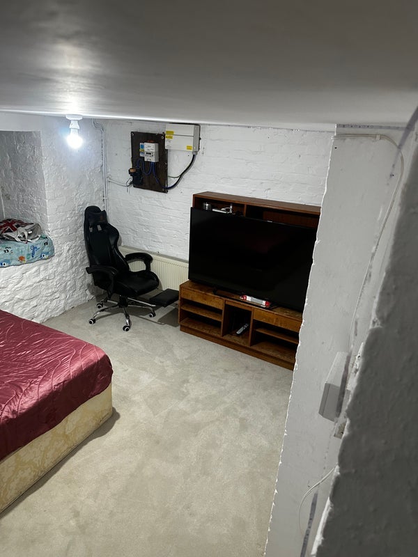 Room Wheeler Street in Maidstone