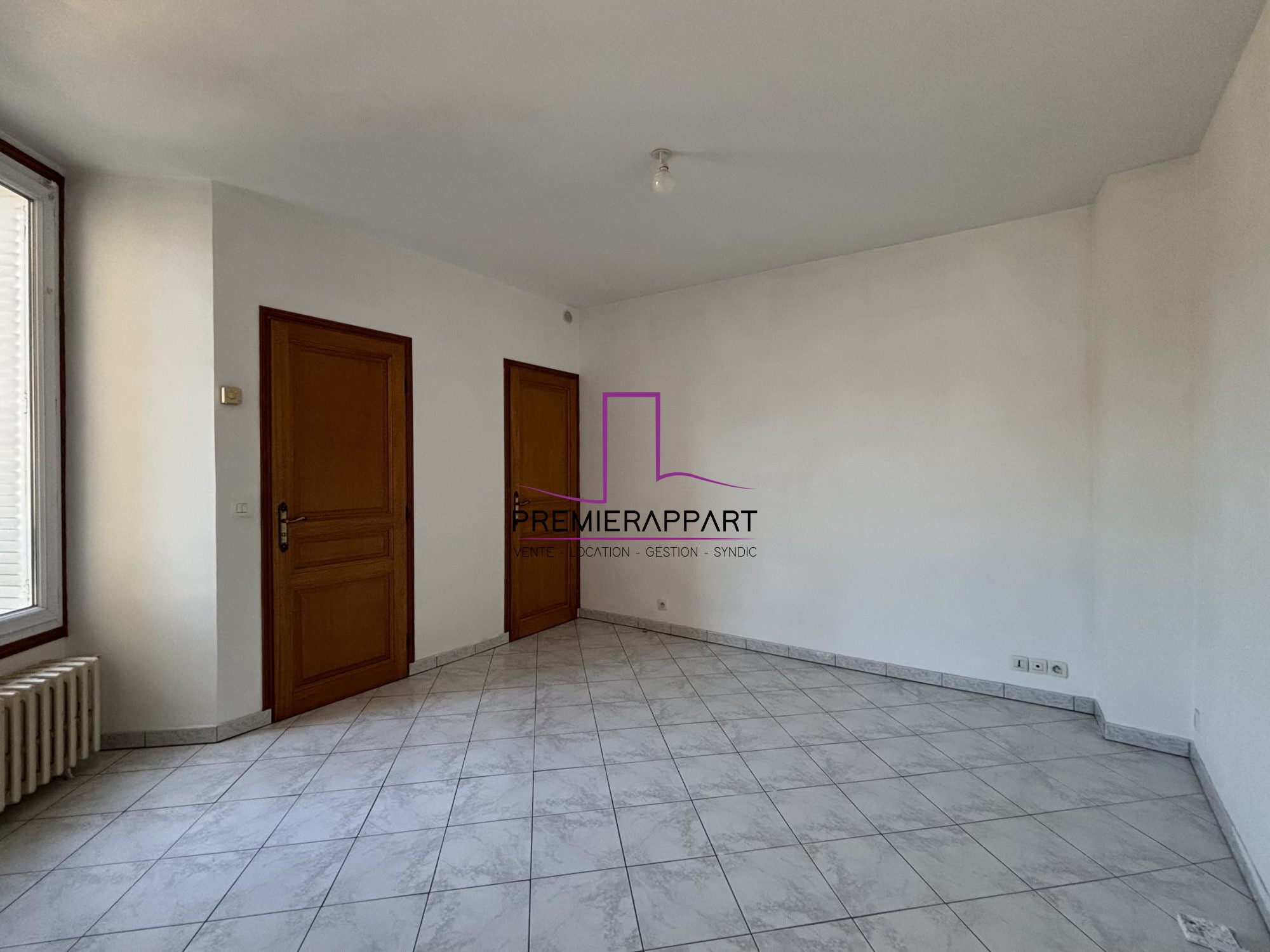 Flat Rue Vauquelin in Houilles