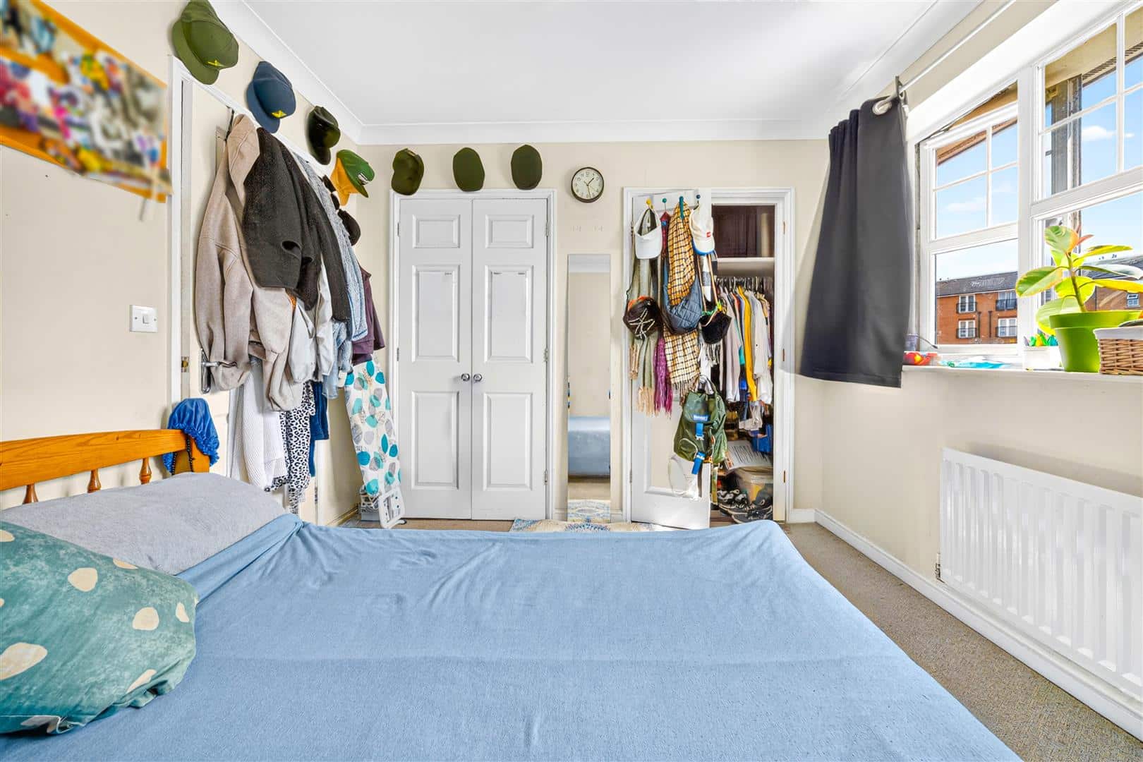 House Piper Way in Greater London