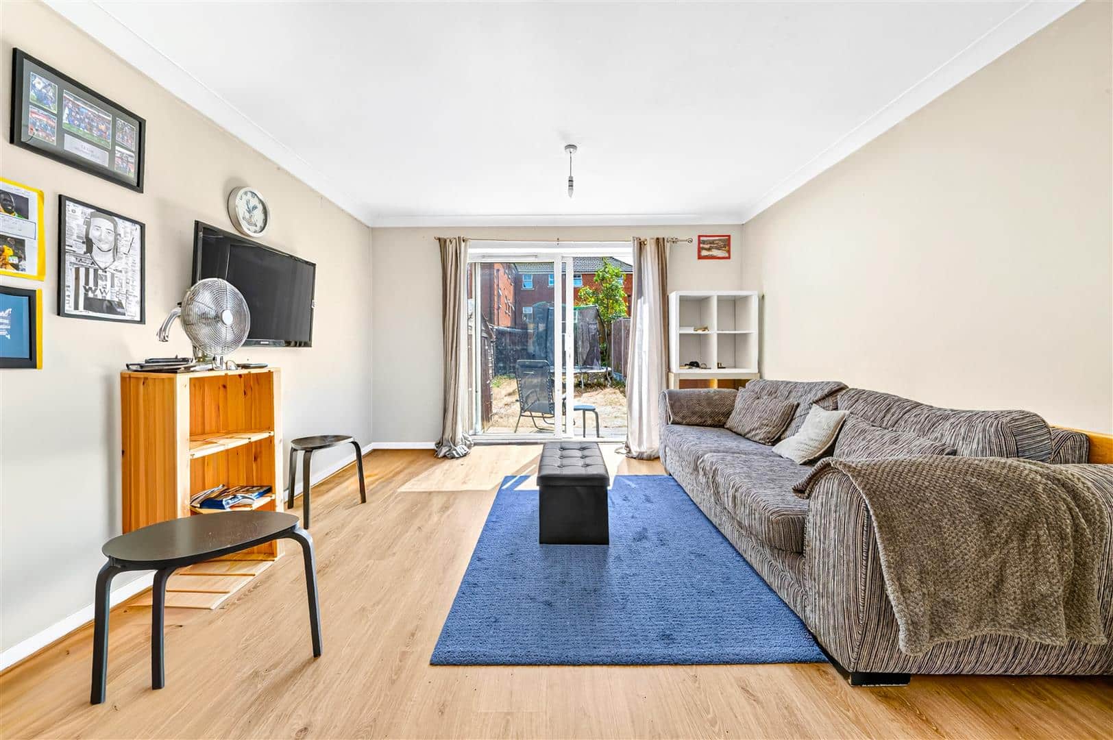 House Piper Way in Greater London