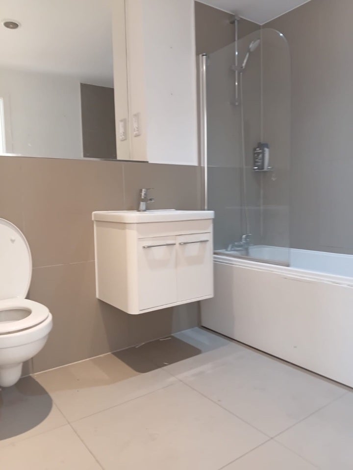 Flat Sydenham Road in Greater London