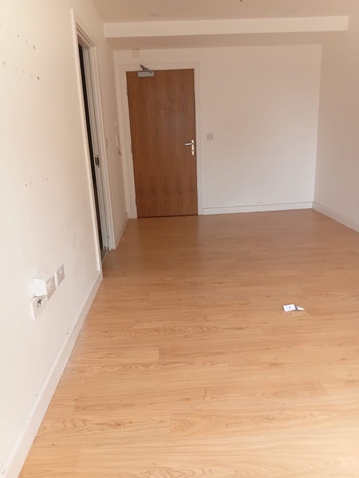 Flat Sydenham Road in Greater London