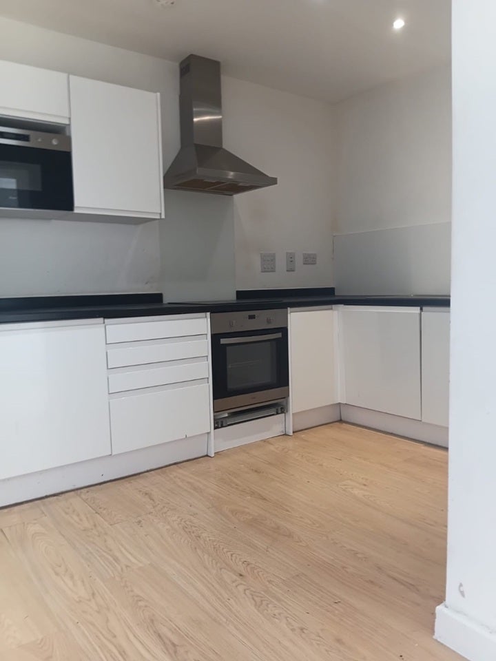 Flat Sydenham Road in Greater London