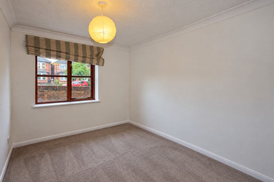 Flat Leas Road in Guildford
