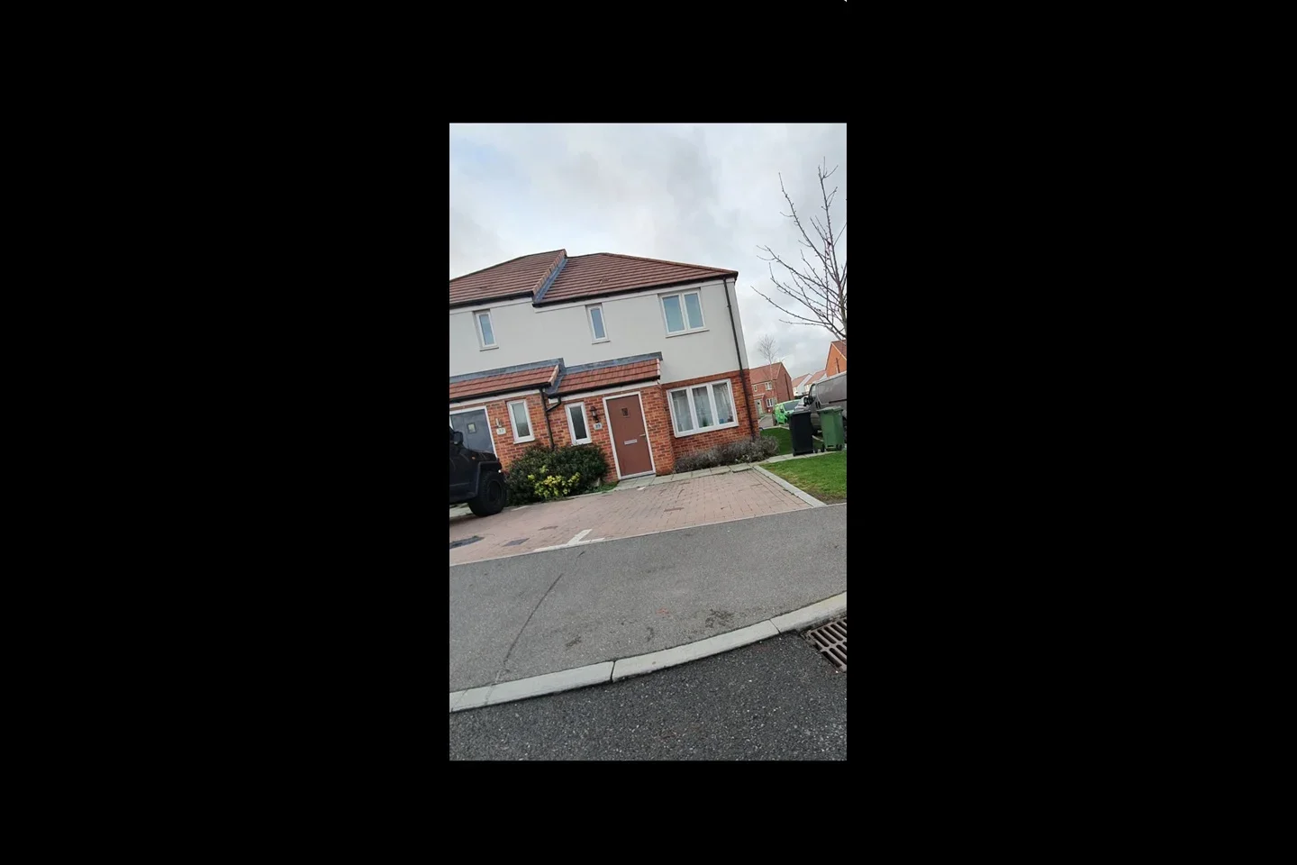 Room Halcrow Avenue in Dartford
