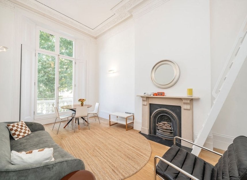 Flat Warrington Crescent in City of Westminster