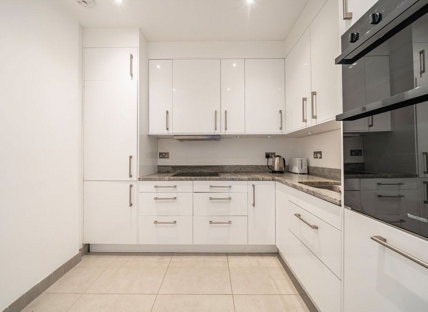 Flat Warrington Crescent in City of Westminster