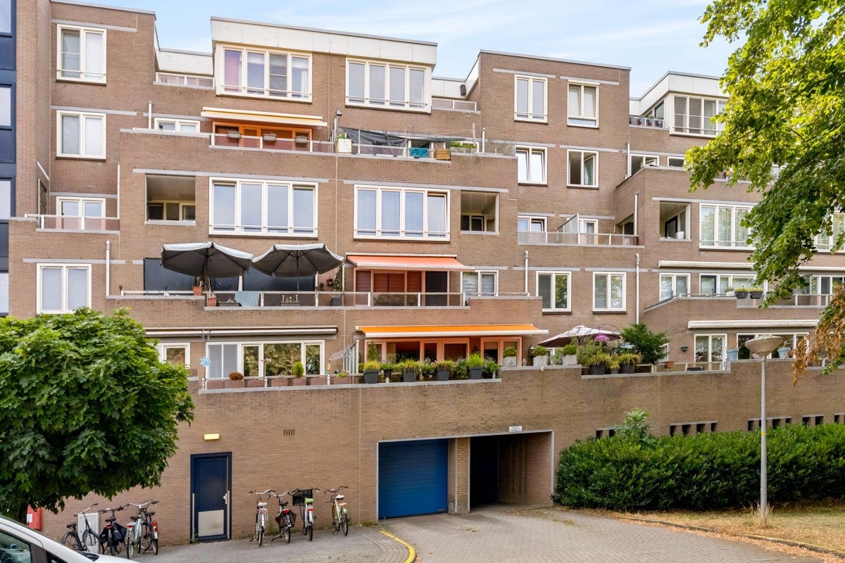 Appartement te koop: Urkwal 100, Almere