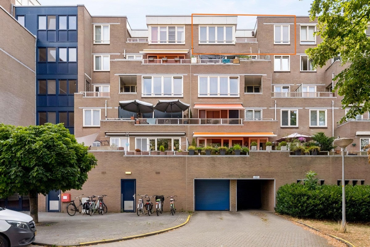 Appartement Urkwal 100 in Almere