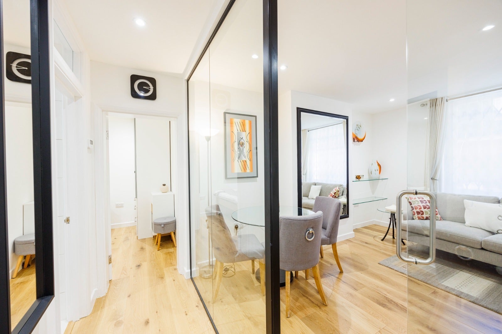 Flat Macklin Street in Greater London
