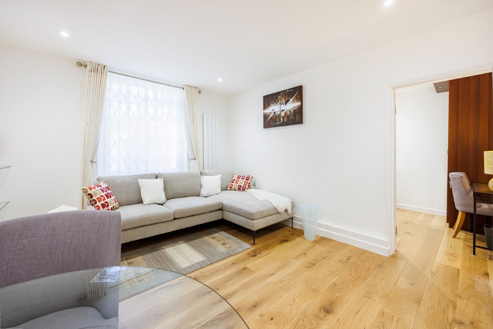 Flat Macklin Street in Greater London