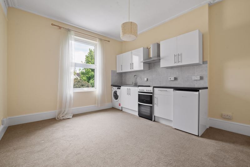Room Birdhurst Rise in Greater London