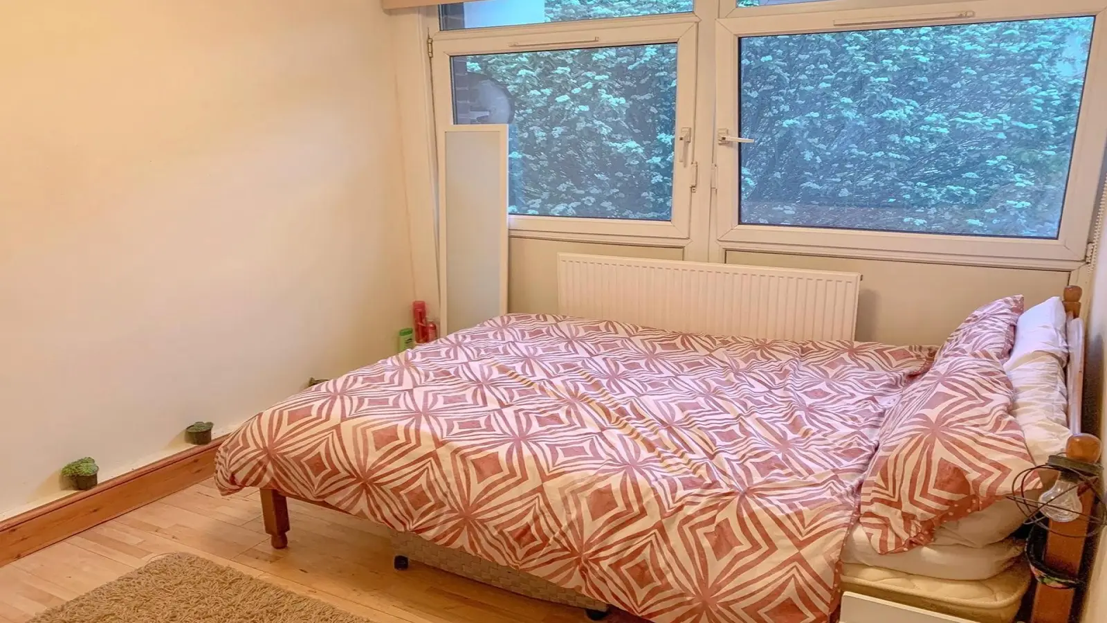 Flat Carlton Drive in Greater London