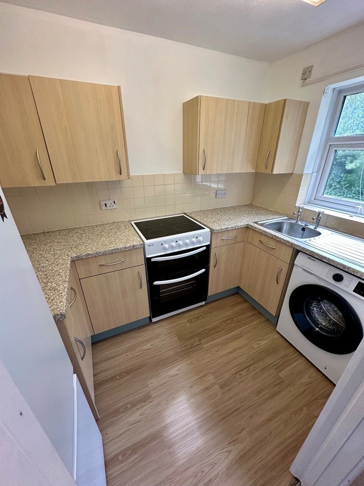 Flat Robyns Way in Sevenoaks