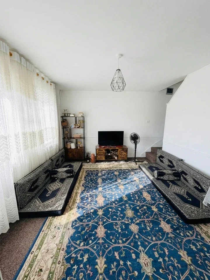 House Pembury Court in Greater London