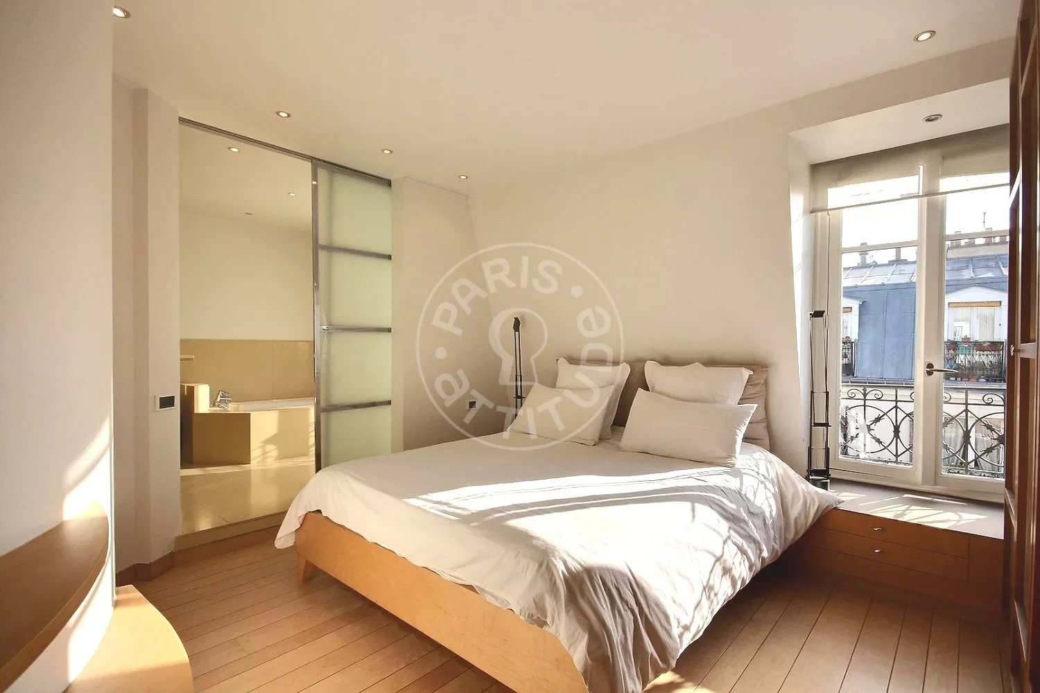 Appartement Rue Jacques Cœur à Paris