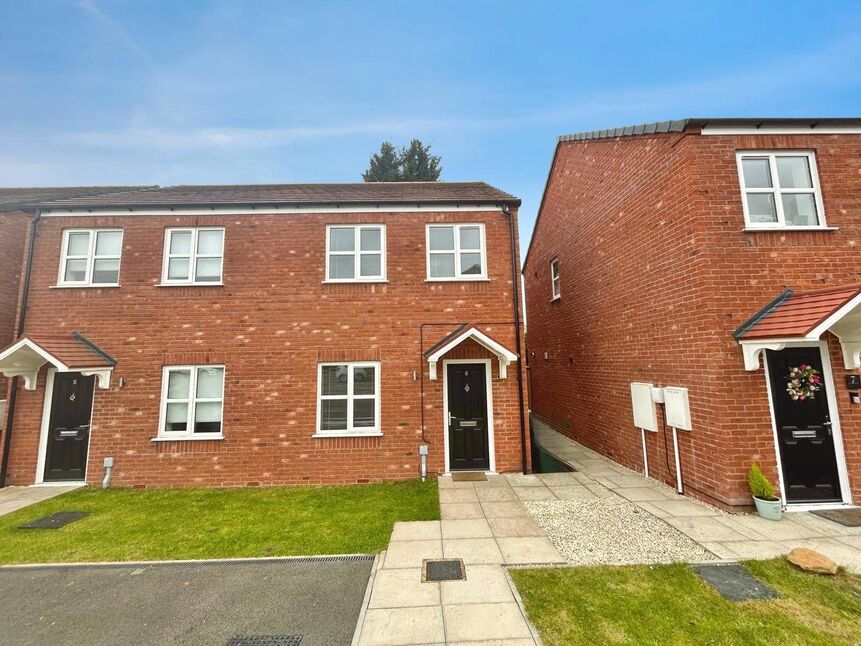 House Saffron Close in South Derbyshire