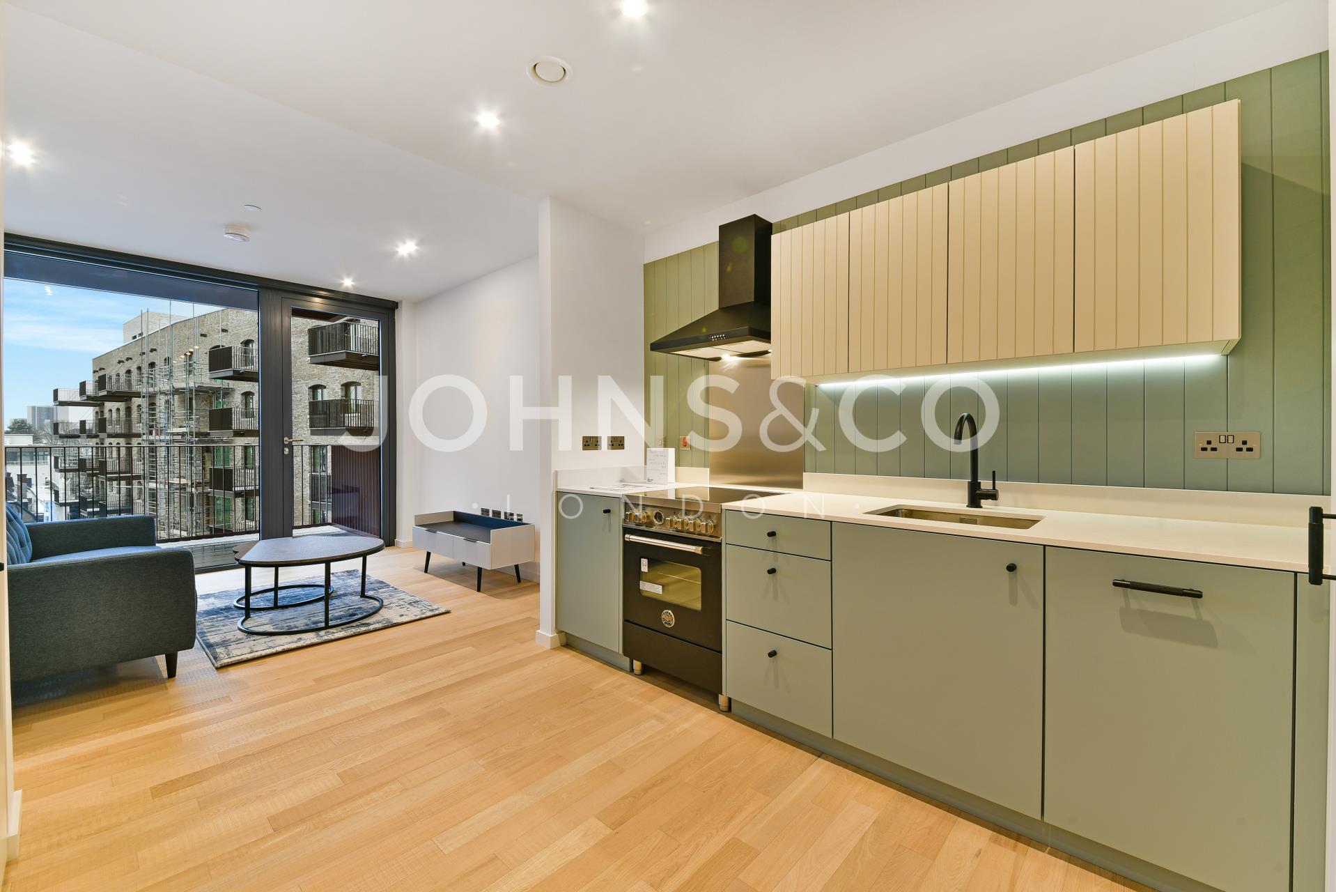 Flat Brent Lea in Greater London