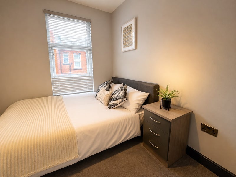 Room Back Nowell Mount in Leeds