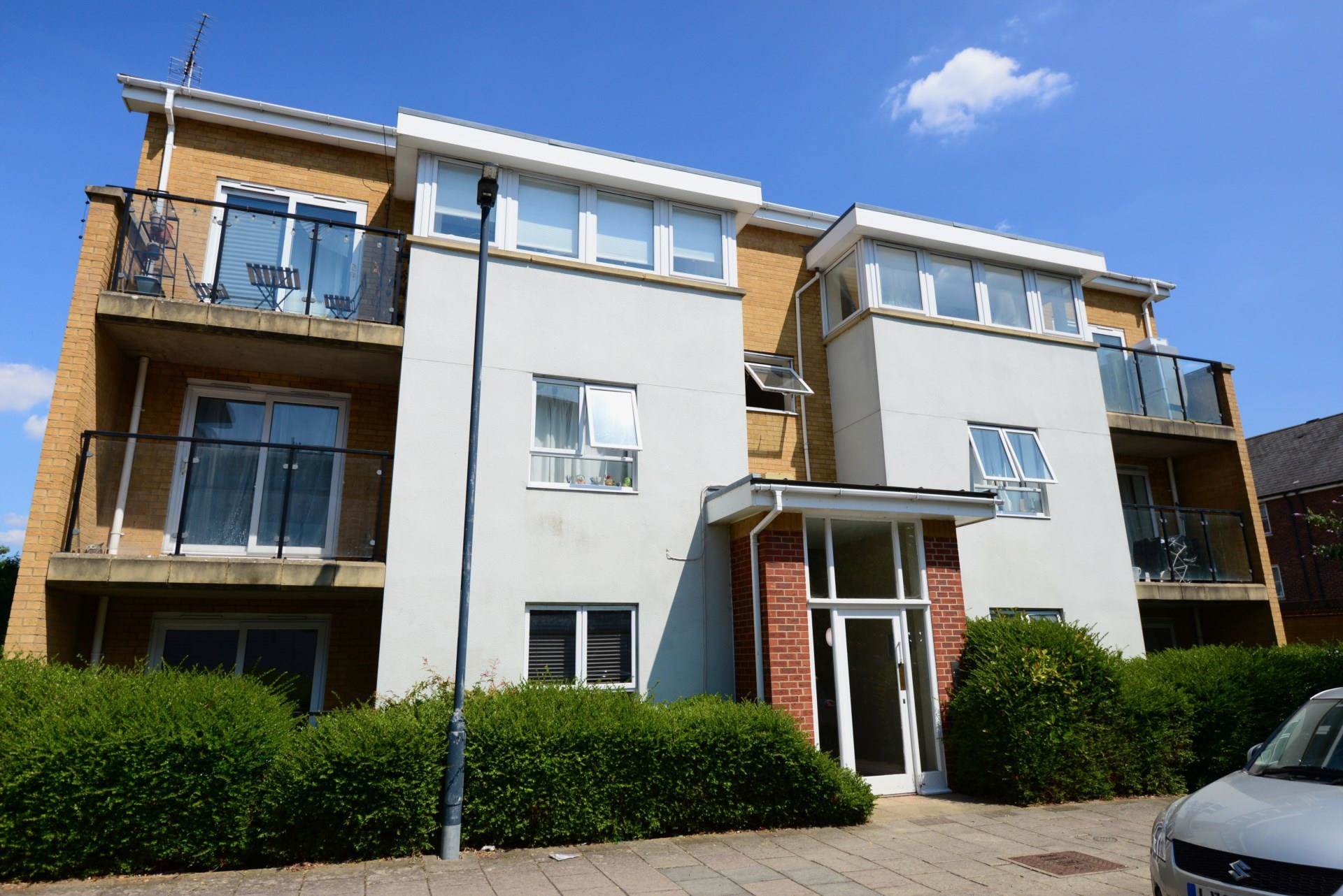Flat Erebus Drive in Greater London