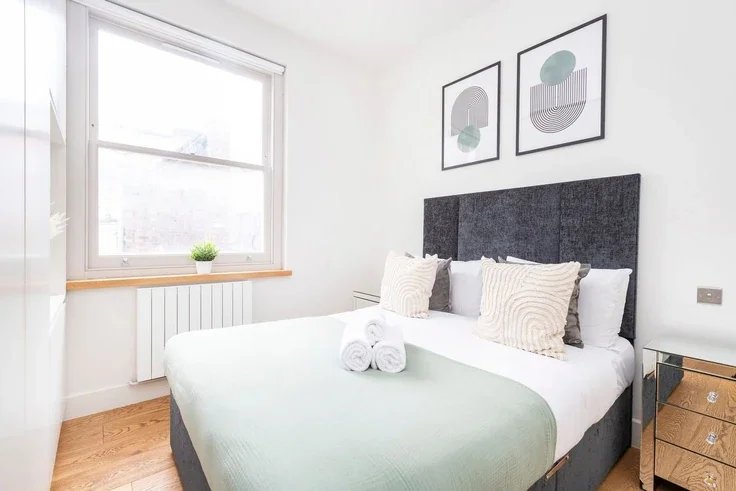 Flat Tottenham Street in Greater London