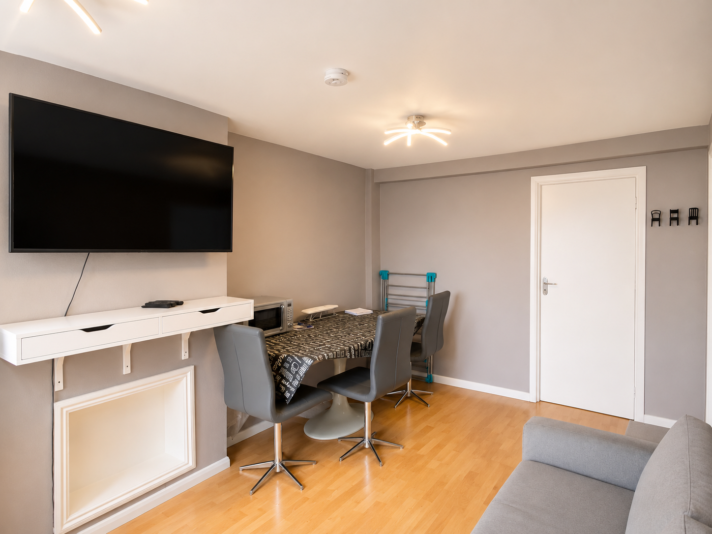 Flat Oakley Square in Greater London