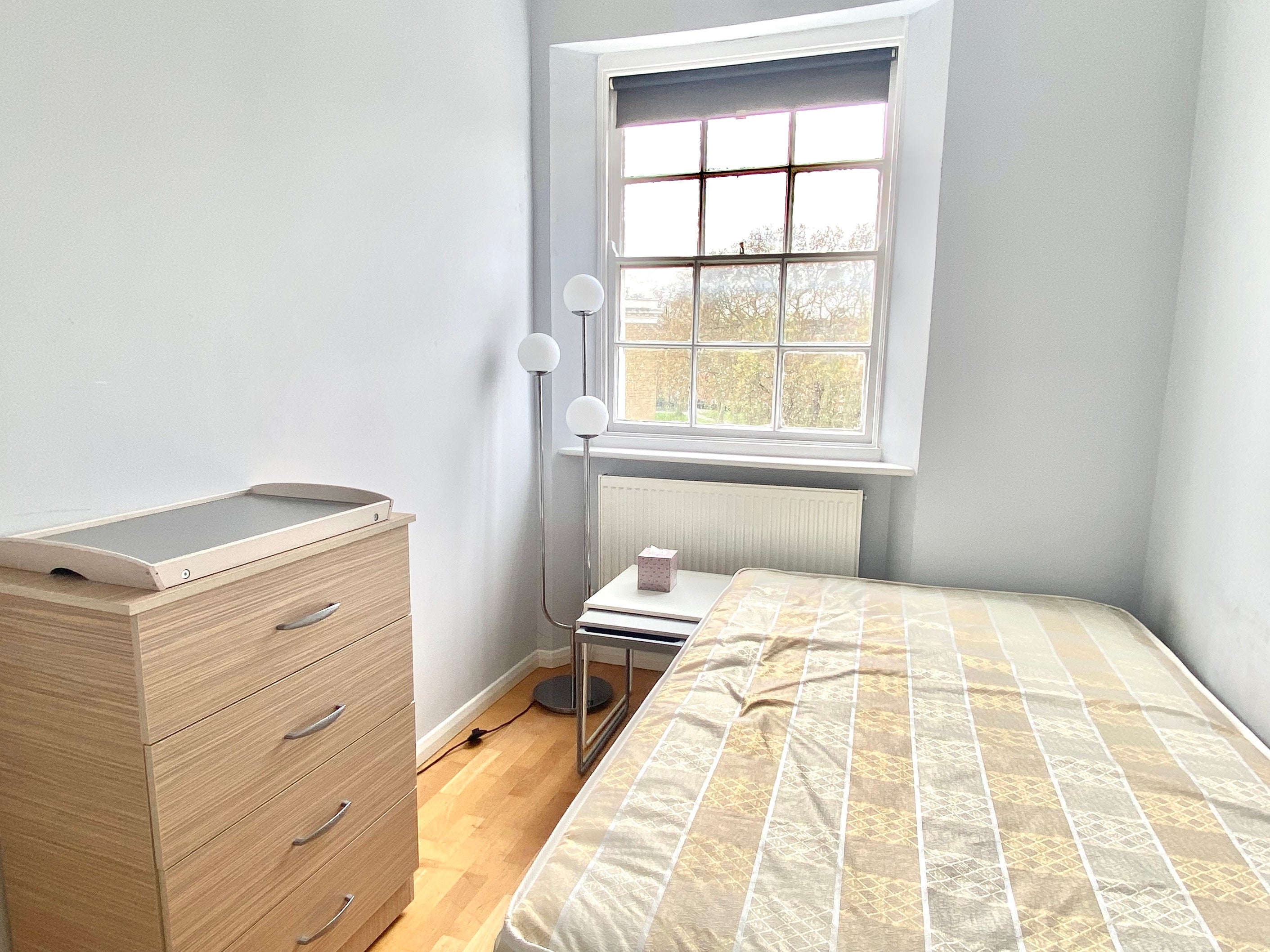 Flat Oakley Square in Greater London