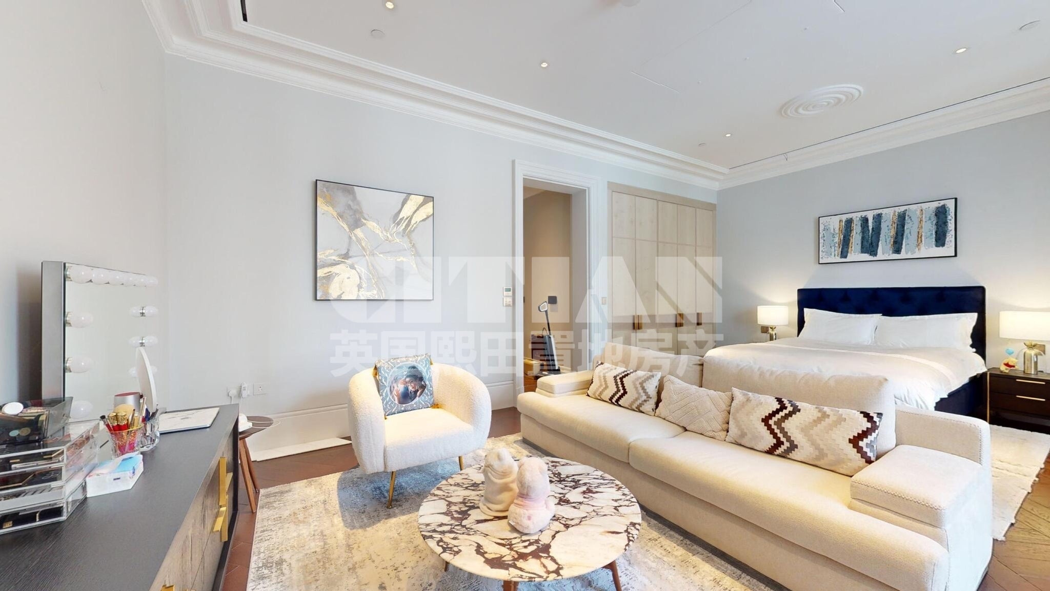 Flat Whitehall in City of Westminster