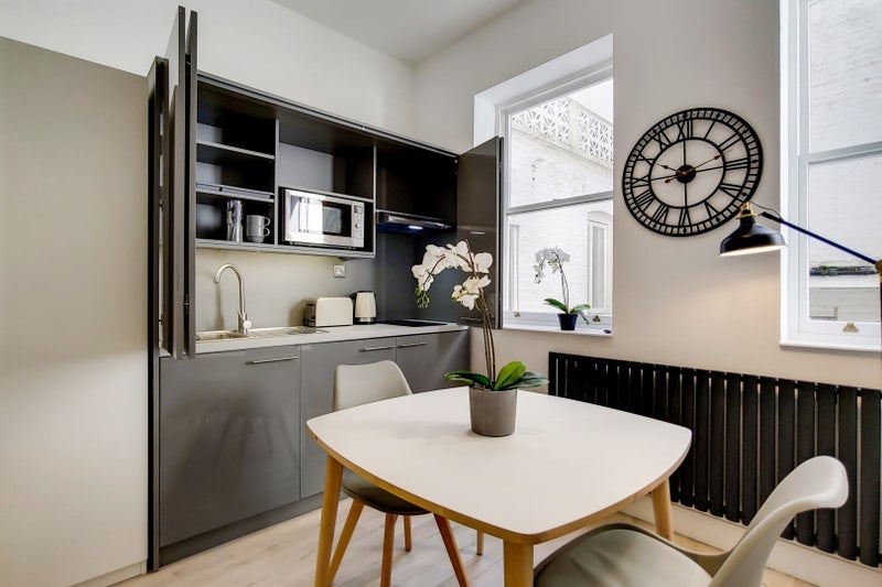 Flat Gloucester Place in City of Westminster