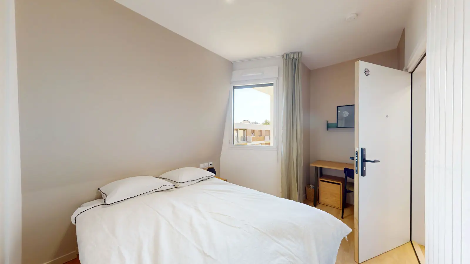 Room Avenue de la Paix in Clamart