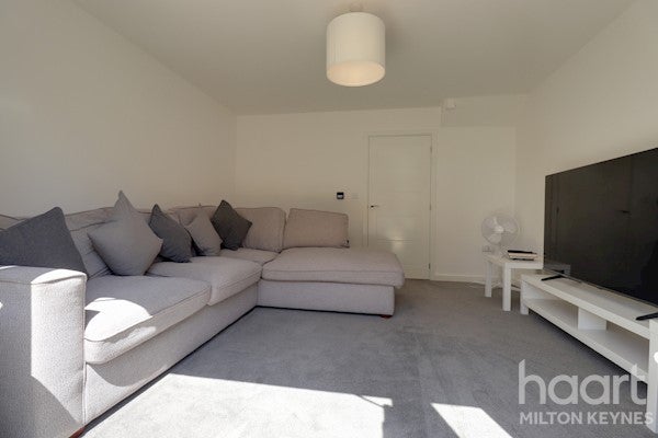 House Aubrac Close in Milton Keynes