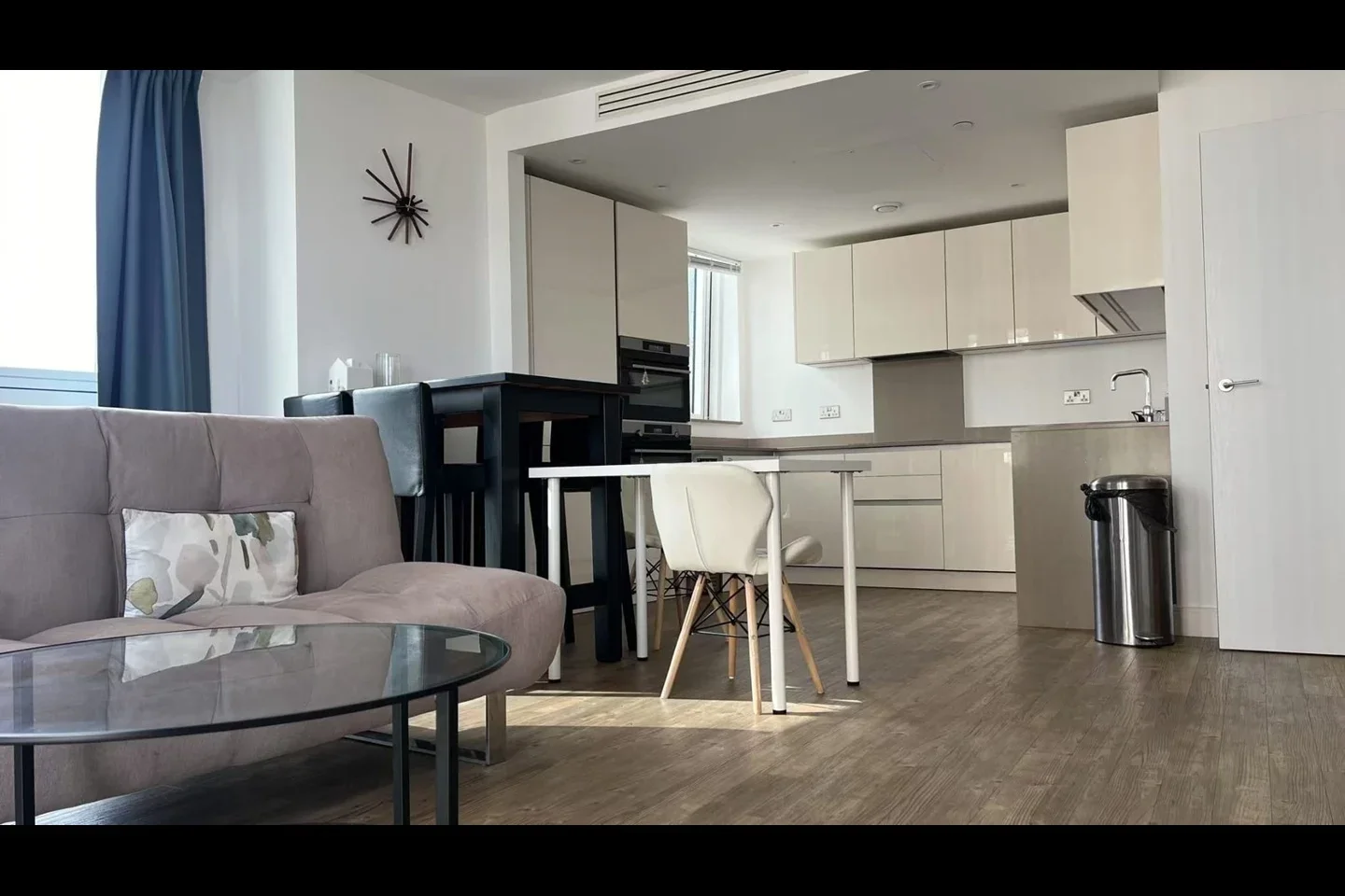 Flat Wandsworth Road in Greater London