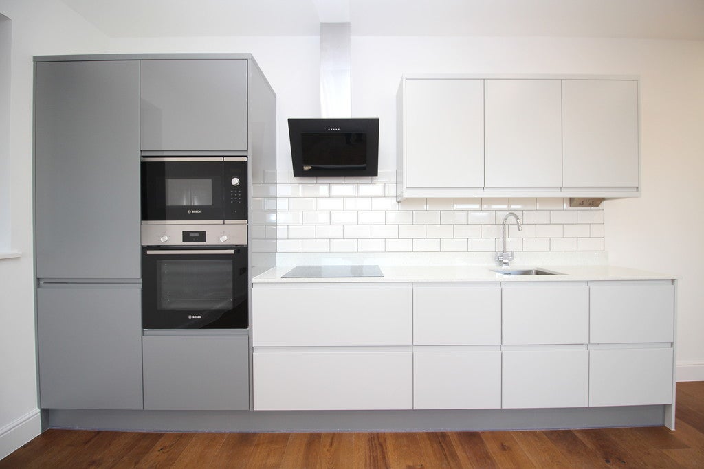 Flat Boxall Walk in Horsham