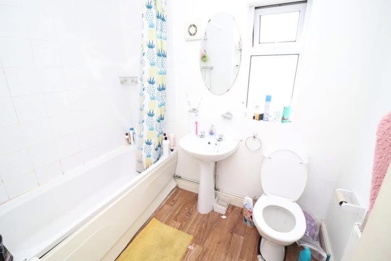 Room Lisvane Street in Cardiff