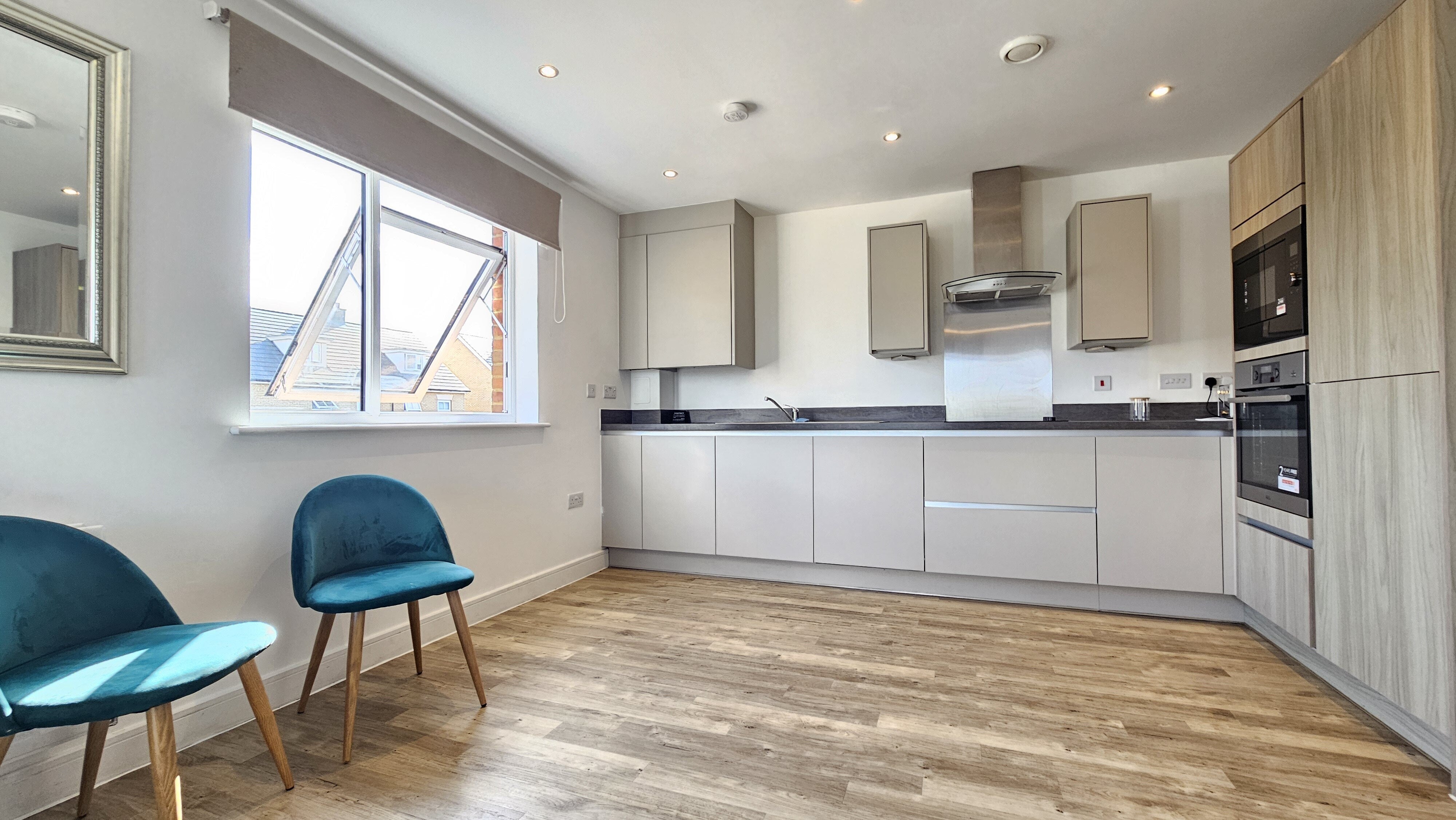 Flat Rixson Road in Ebbsfleet Garden City