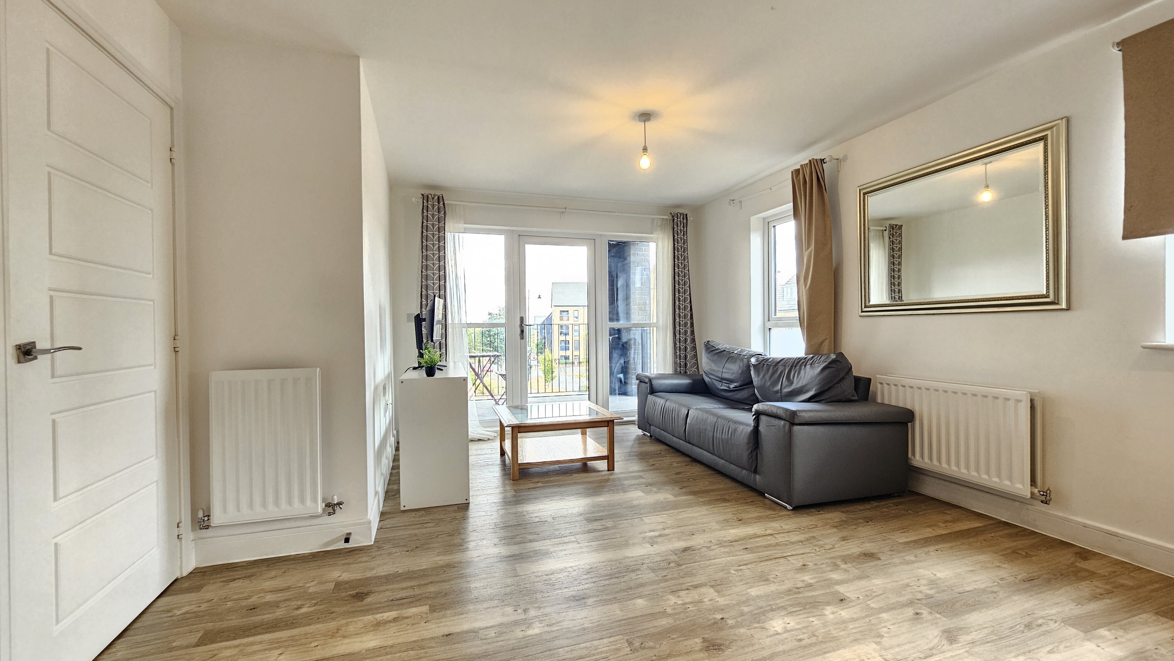 Flat Rixson Road in Ebbsfleet Garden City