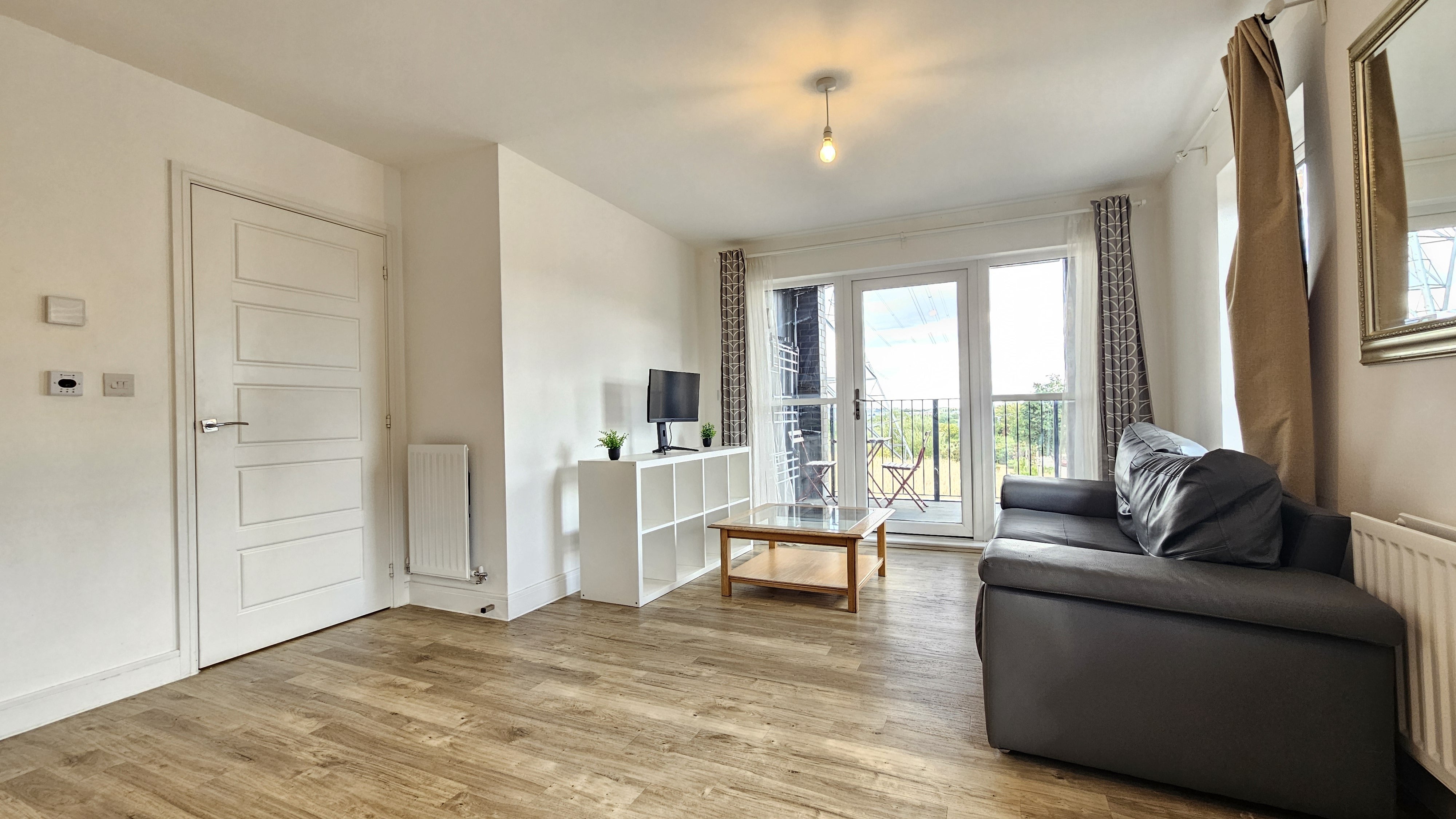 Flat Rixson Road in Ebbsfleet Garden City
