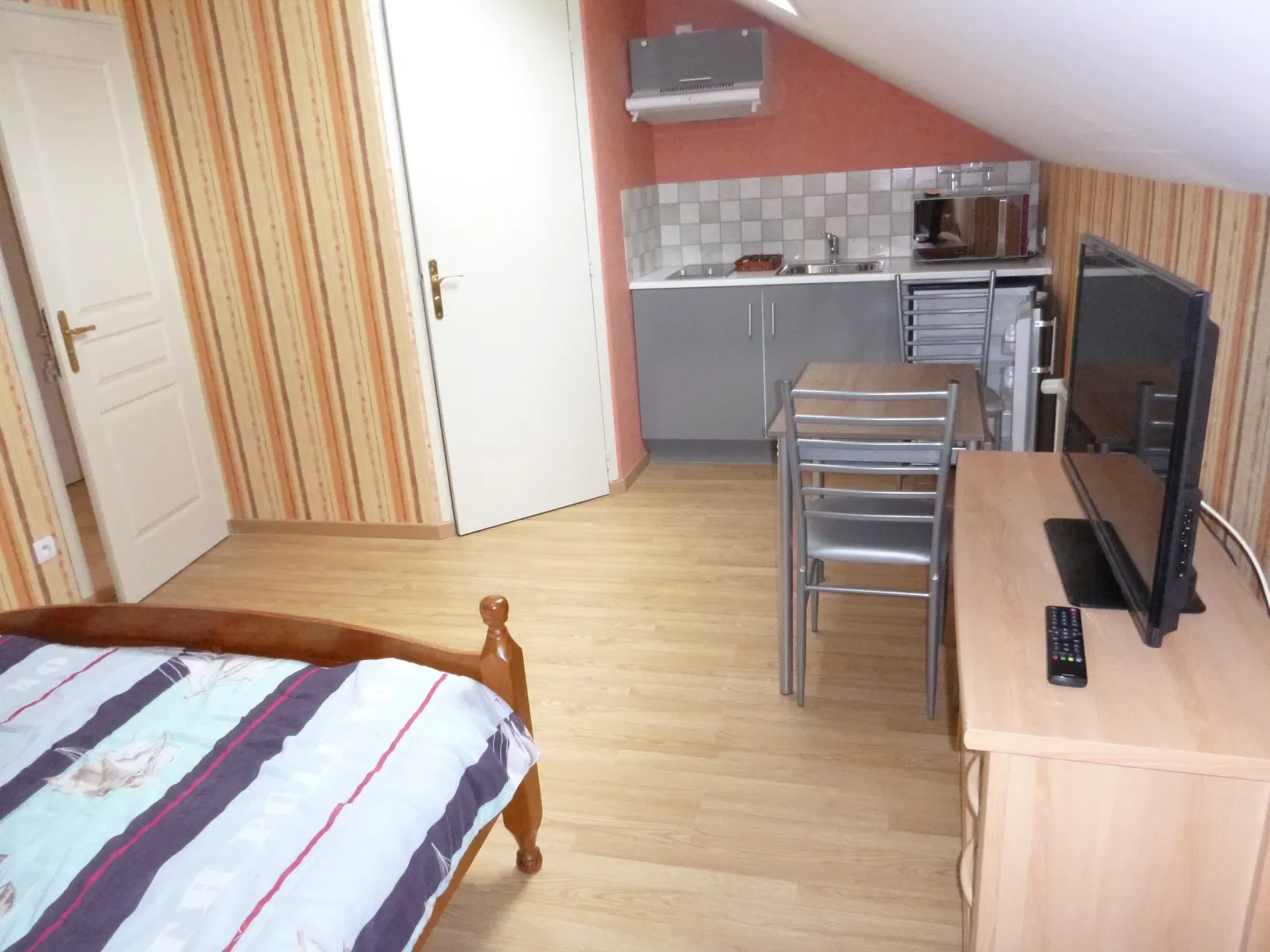 Chambre Rue du Bois à Giffaumont-Champaubert