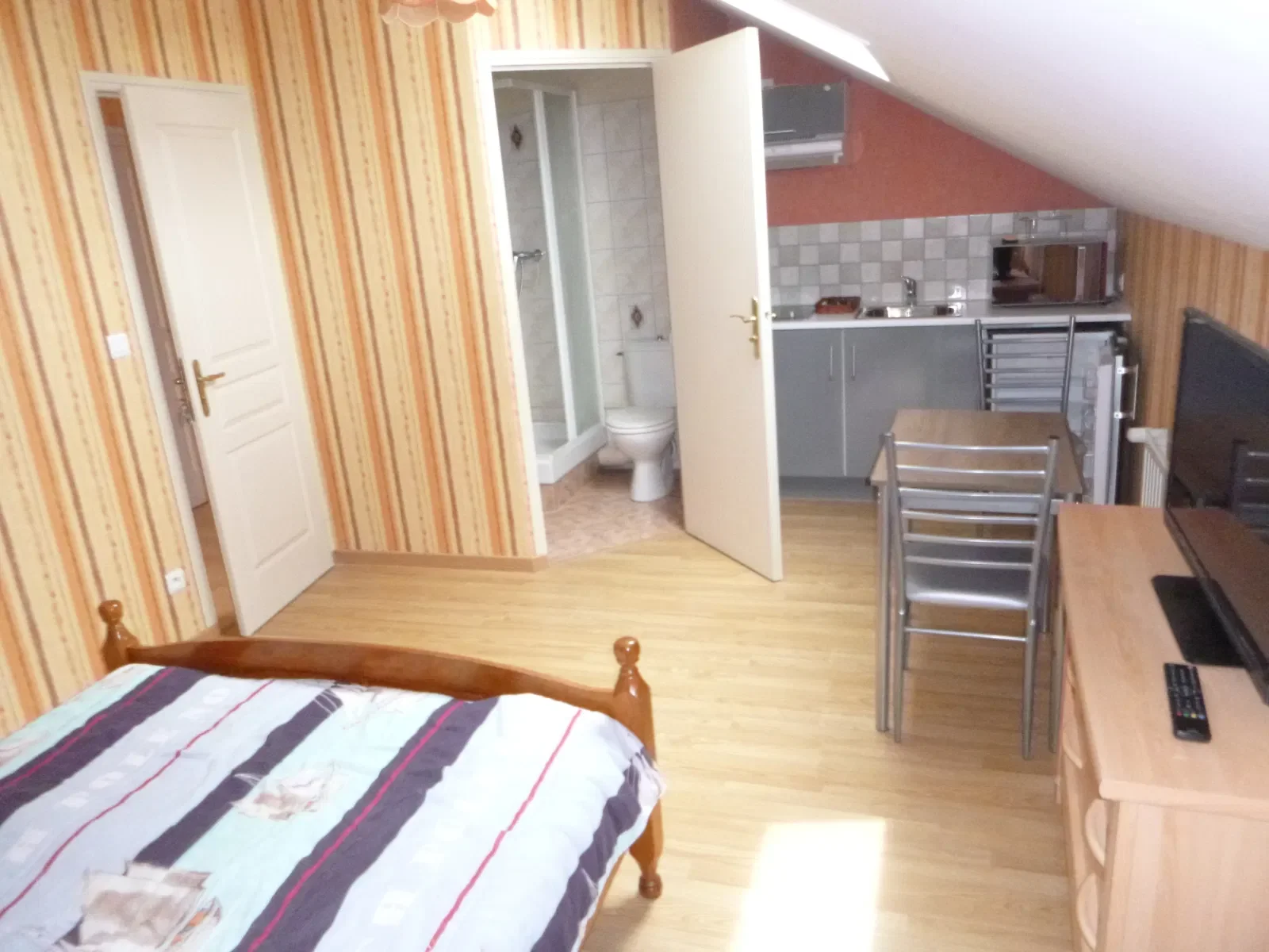 Chambre Rue du Bois à Giffaumont-Champaubert