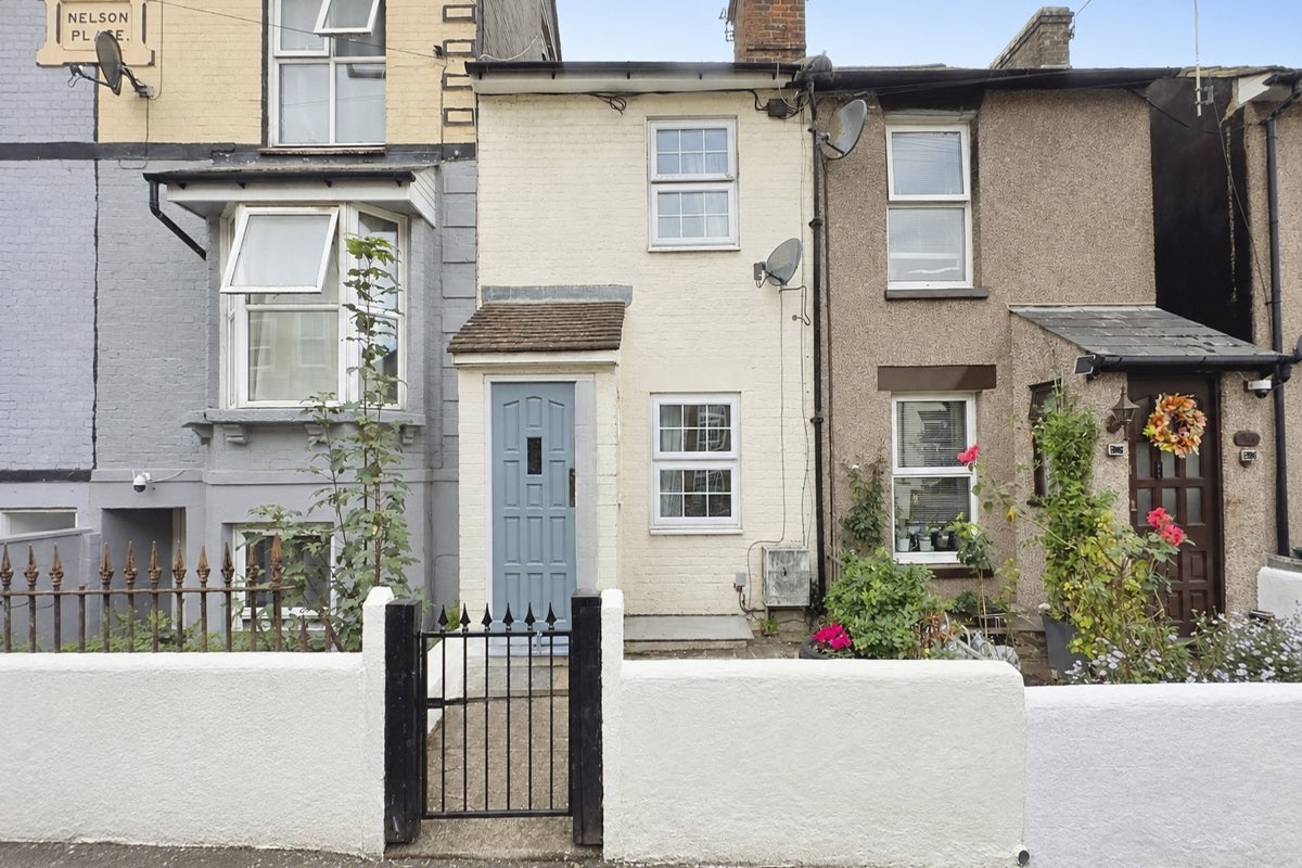House Kingsley Road in Maidstone