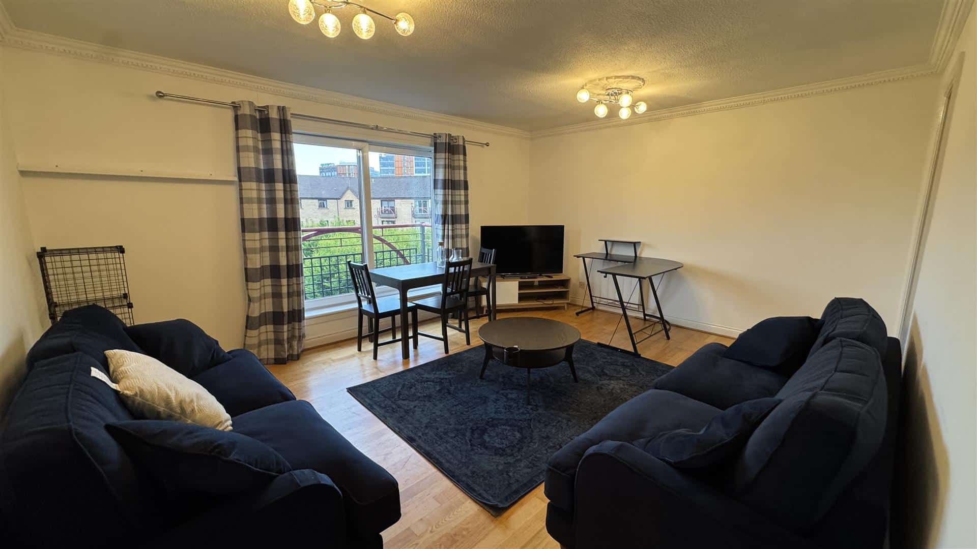 Flat Riverview Drive in Glasgow