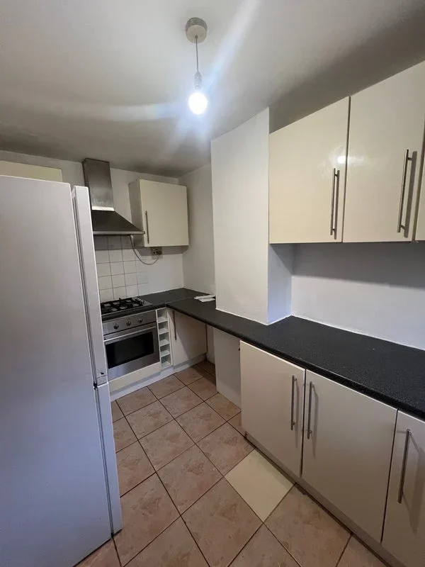 Room Stewart Street in Greater London