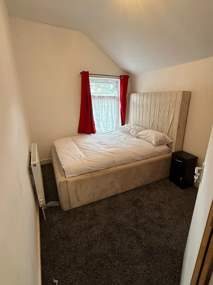 Room Osborne Road in Birmingham