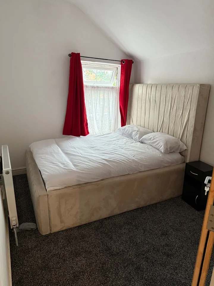 Room Osborne Road in Birmingham