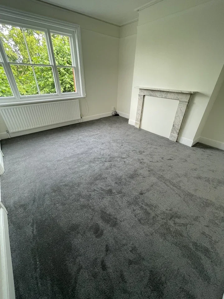 Flat Salisbury Road in Greater London