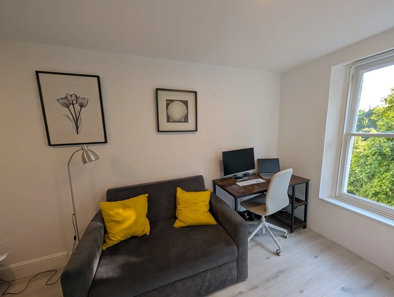 Flat Leinster Gardens in City of Westminster